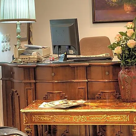 Boutique Rose Diplomatique Skopje