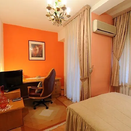 Boutique Rose Diplomatique