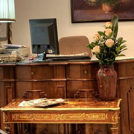 Boutique Rose Diplomatique Skopje