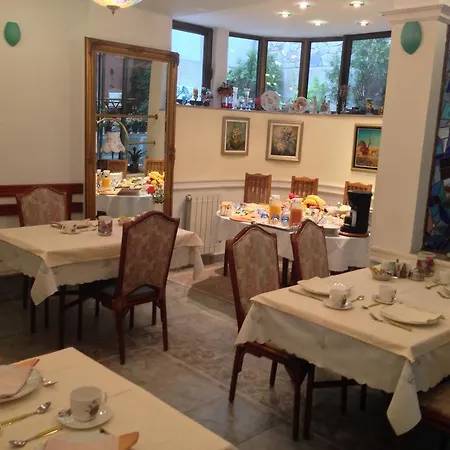 Boutique Rose Diplomatique Hotel