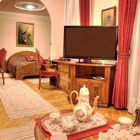 Boutique Rose Diplomatique 3* Skopje