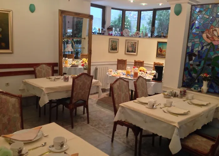 Boutique Rose Diplomatique Hotel