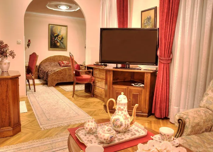 Boutique Rose Diplomatique 3* Skopje