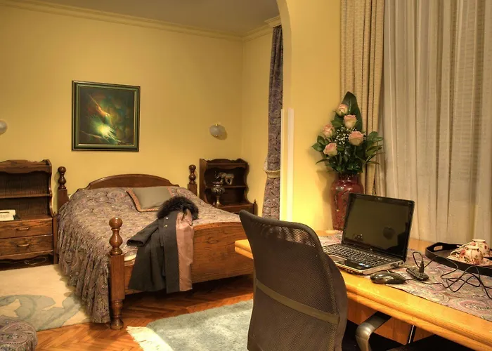 Boutique Rose Diplomatique 3* Skopje